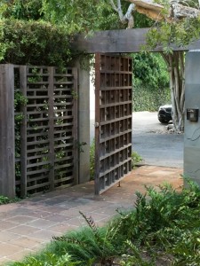 Pivot Garden Gate & Fence